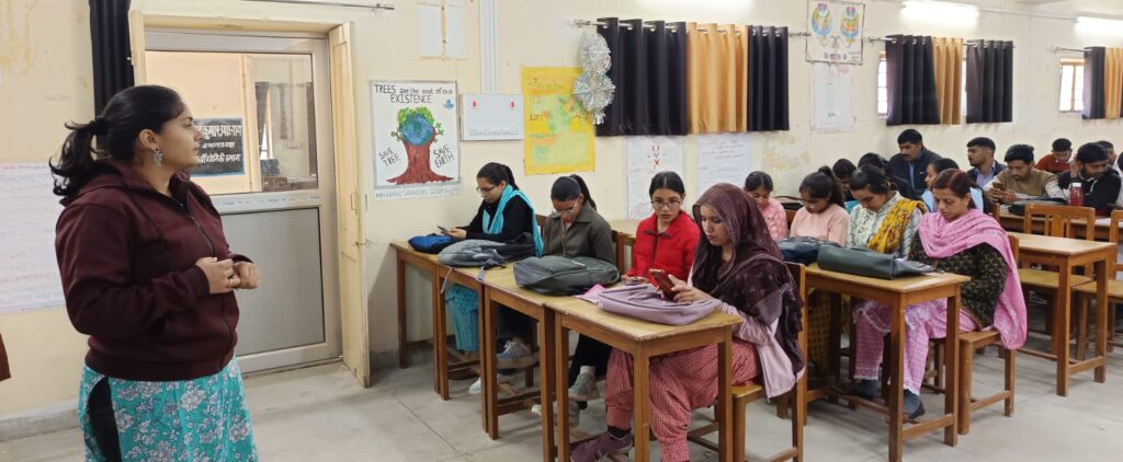 The day Komal stopped looking down in the classroom The day Komal stopped looking down in the classroom